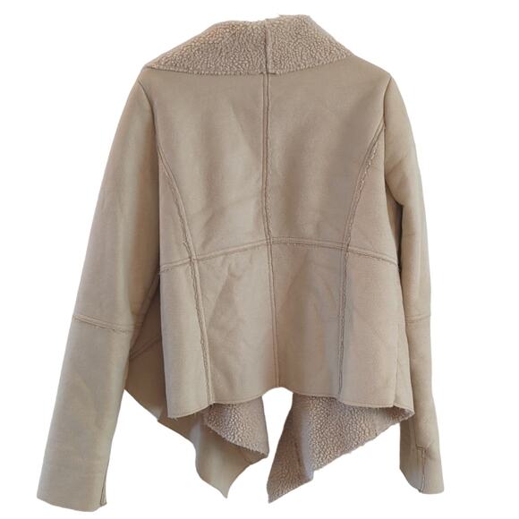 EUC Romeo & Juliet Suede Sherpa Jacket - Picture 5 of 5